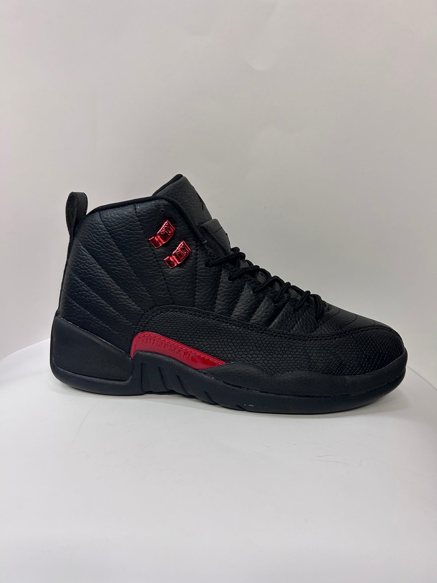 Jordan 12 Retro